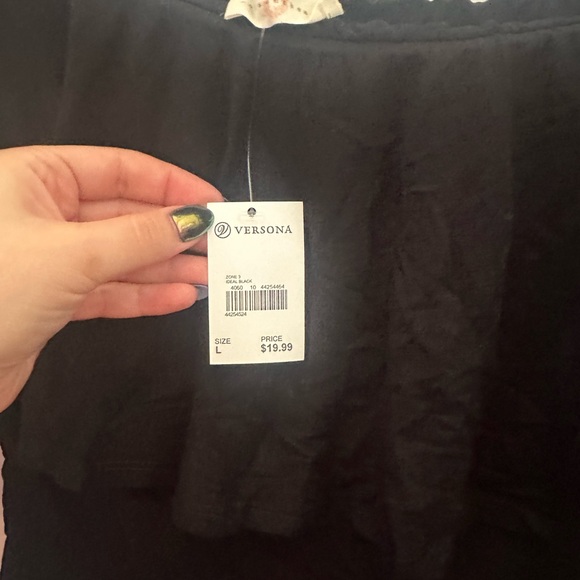 New with tags Versona off the shoulder bodysuit - Picture 3 of 3